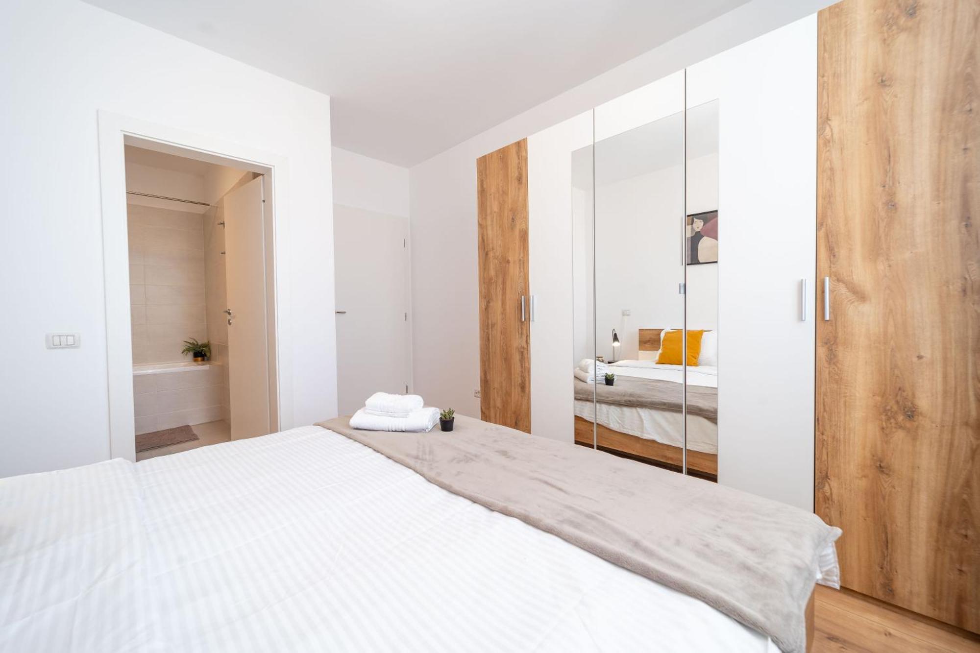 Modern Apollus Avenue - By Openhouse Apartments 티미쇼아라 외부 사진